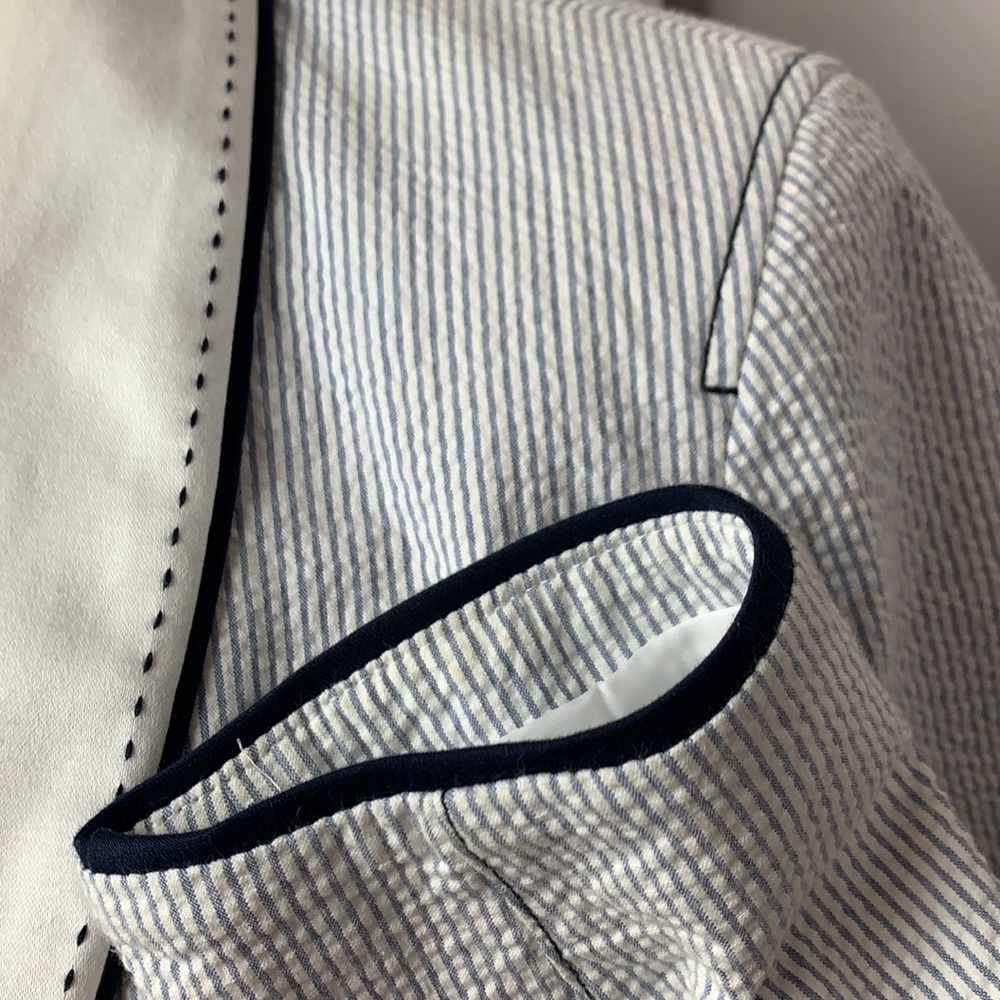 Vintage Harvè Benard Seersucker Blazer - Picture 3 of 14